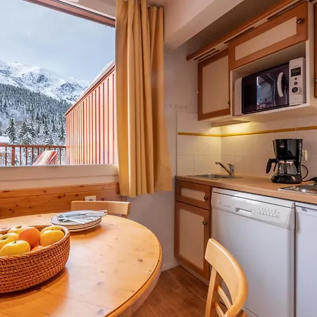 Pierre & Le Peillon Aparthotel Meribel